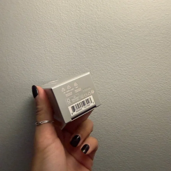 NIB NWT Rhode Barrier Restore Cream - Picture 3 of 4